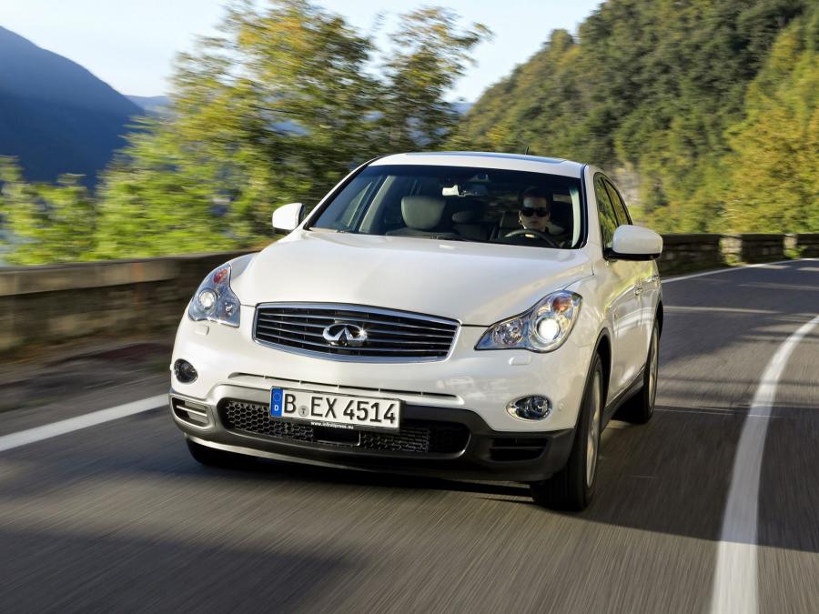  Infiniti EX30d GT 2010 года  (фото 4 из 12)